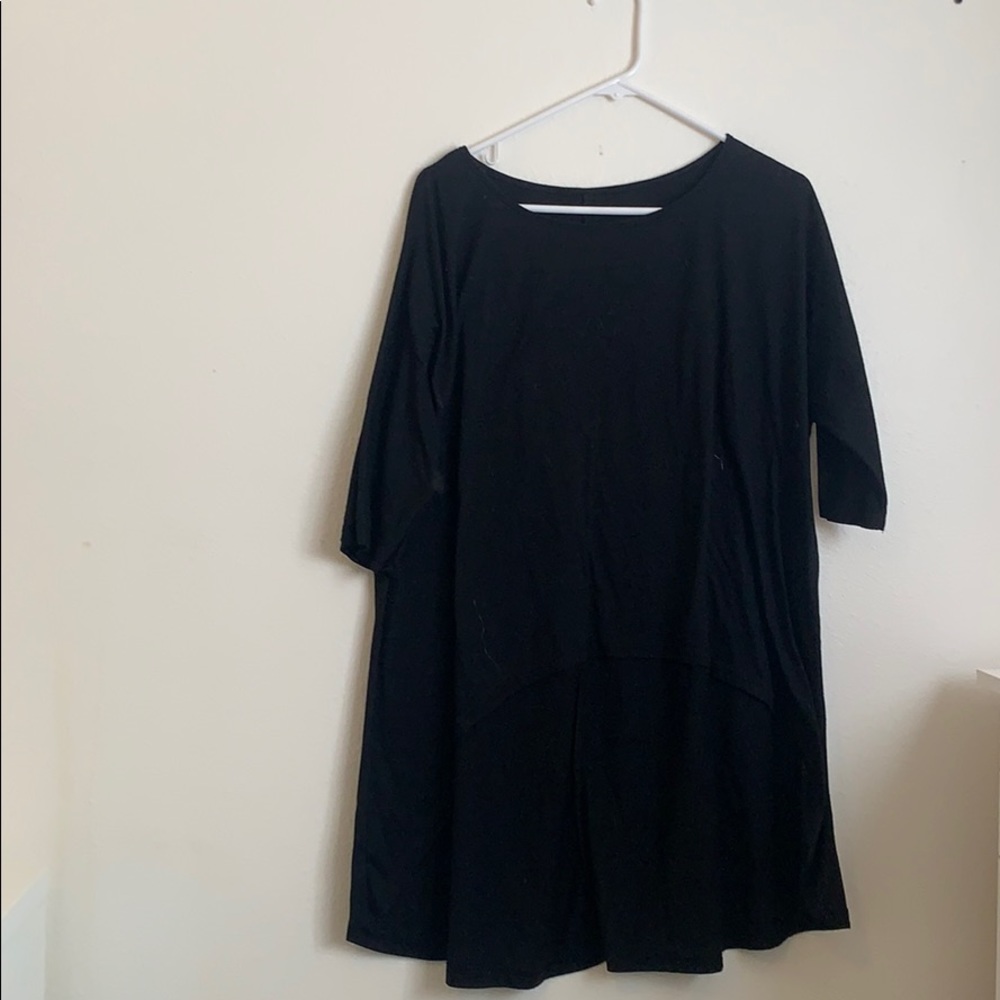 plain black shirt